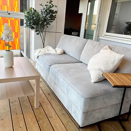 Apartment Great View - King Bed - Balcony W Roof - Sunroom *